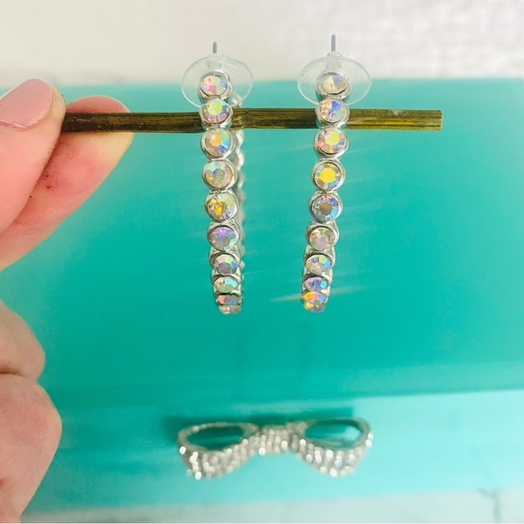 💕Pretty Crystal Rhinestone Hoop Earrings - Picture 8 of 12